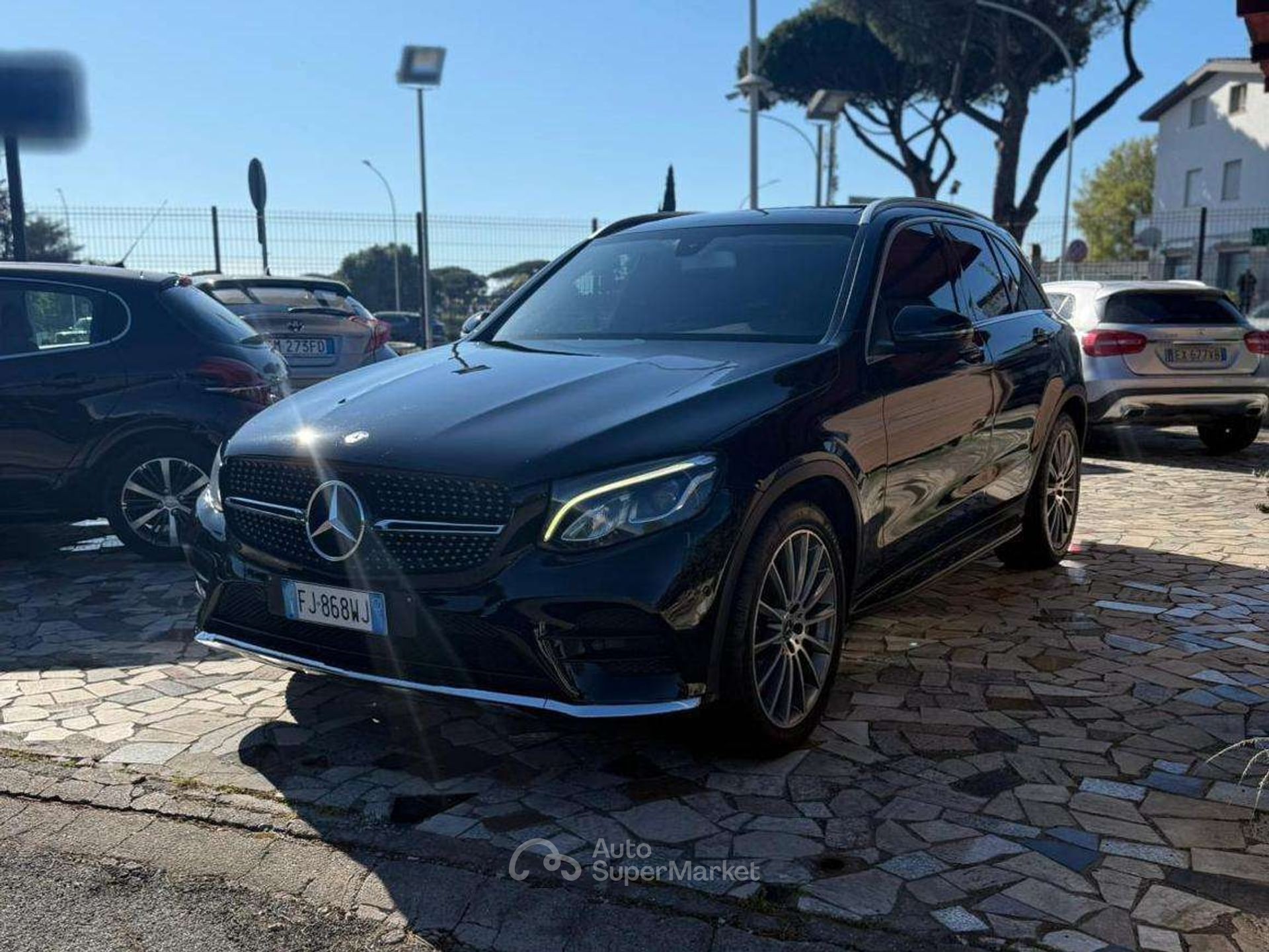 MERCEDES-BENZ GLC