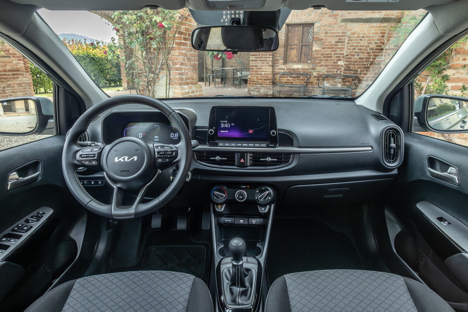 KIA PICANTO 1.0 MPi Urban — foto 2
